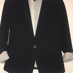 Ann Taylor blazer with pockets!